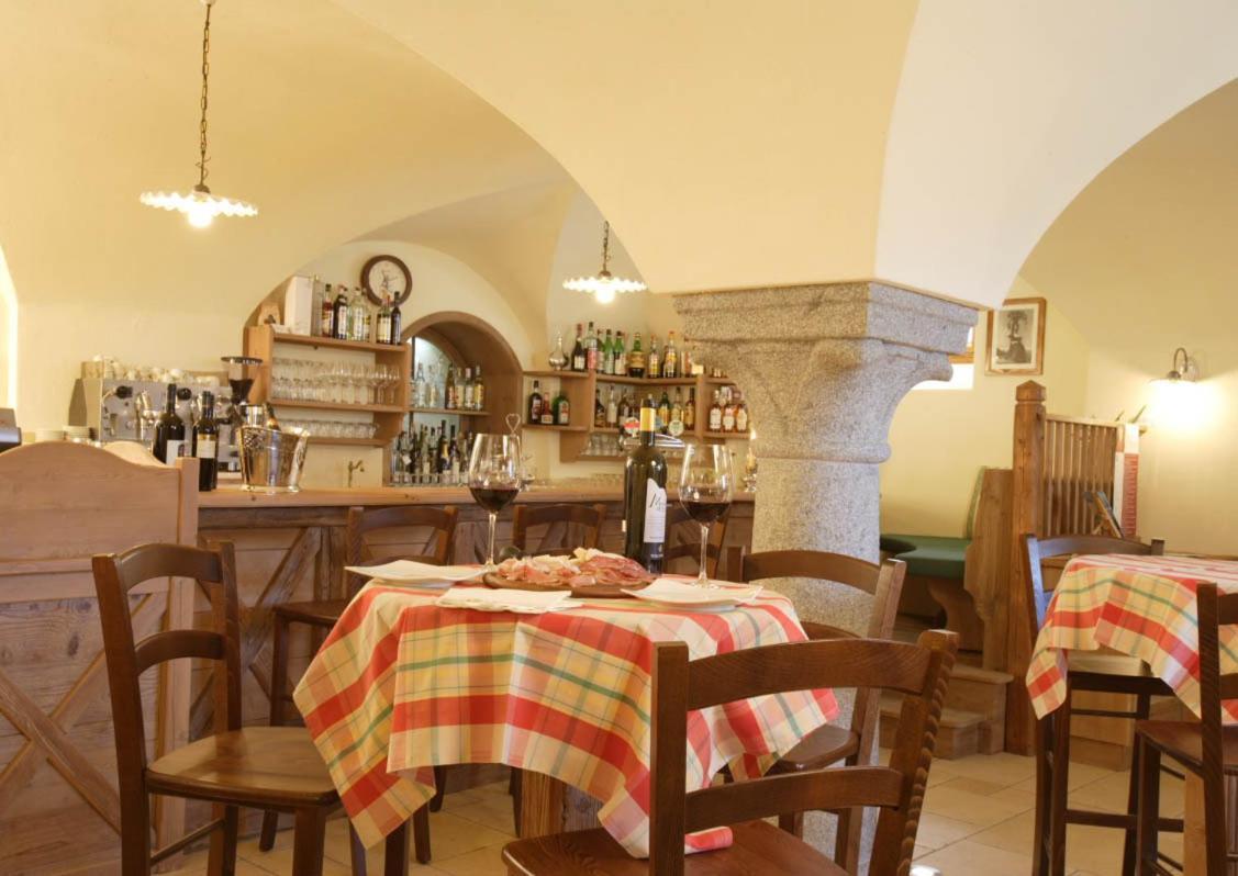 Castel Condino Locanda Borgo Chiese מראה חיצוני תמונה