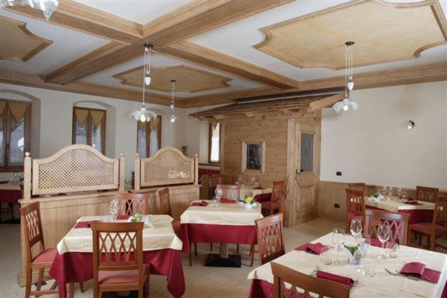 Castel Condino Locanda Borgo Chiese מראה חיצוני תמונה